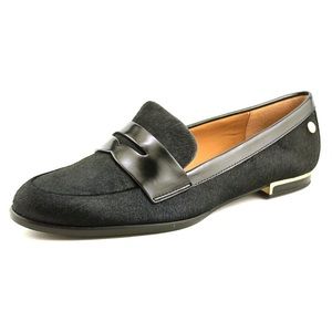 EUC Calvin Klein 'Celia' Penny Loafer - size 9